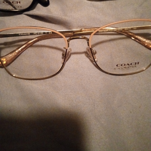 11 pair of active sport sunglasses originally $45 a piece and two coach $120 ea - Picture 4 of 9